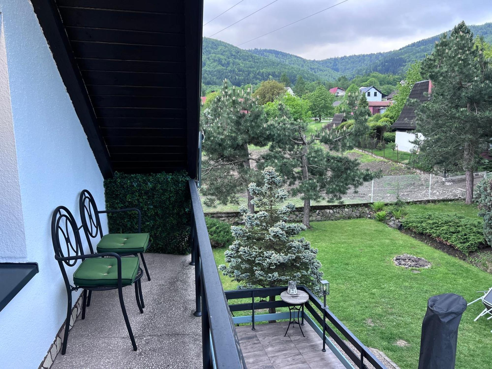 Ferienhaus Retro - Z Ogrodem W Gorach *